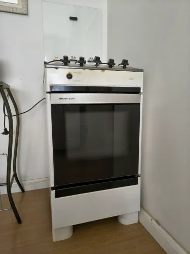 Vende-se Fogão Brastemp 4 bocas