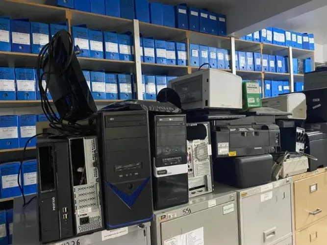 Compramos sucata eletrônicos.