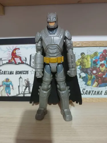 Batman 30cm original marca Hasbro 