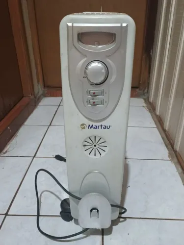 Aquecedor Martu 220v 1500w de potência, usado funcionando 