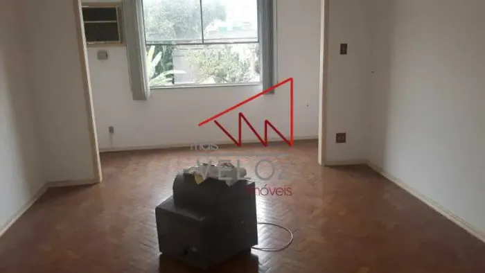 Ótimo apartamento 2 quartos em Santa Teresa