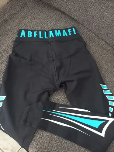Calça legging ( Labellamafia) $40,00 cada peça