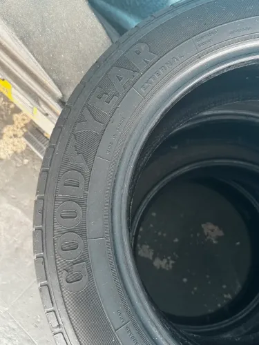4 Pneus Goodyear aro 15 - perfil 175/65