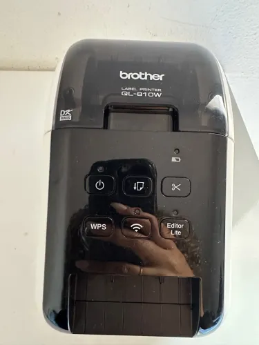 Impressora térmica de etiquetas Brother QI-810W