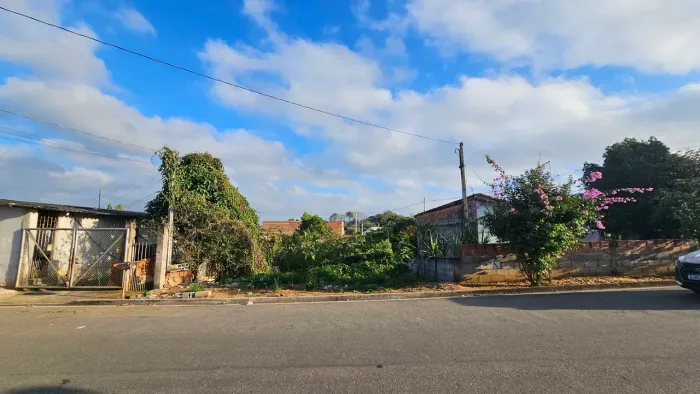 Terreno 500m² c/ escritura aceita financiamento bancário e carro como parte de pagamento