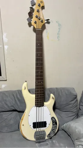 Baixo Tagima TBM5 Cap EMG TW,Sonoros cp700