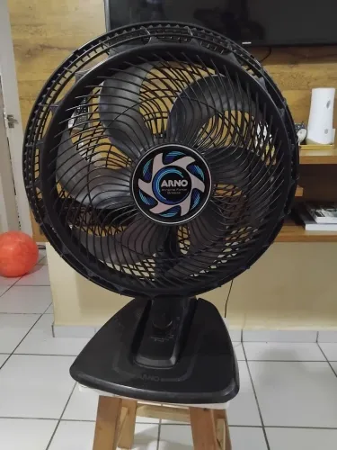 Ventilador de mesa 40cm Marca Arno