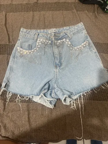 Vendo short jeans de pedraria novo