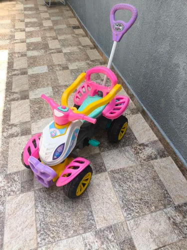 Quadriciclo infantil