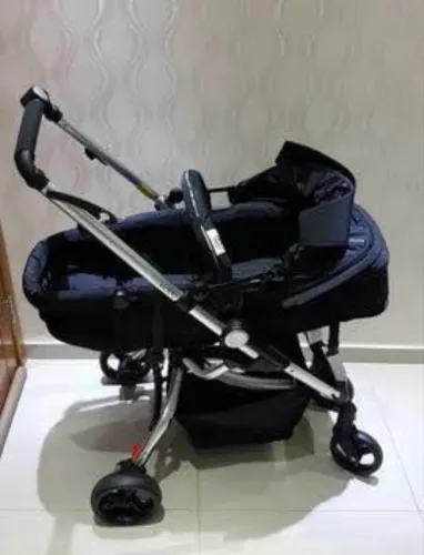 Bebê conforto e carrinho Kiddo Eclipse