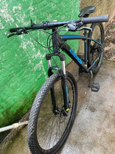 Bicicleta OGGI Hacker Sport aro 29, - 1 ano de uso