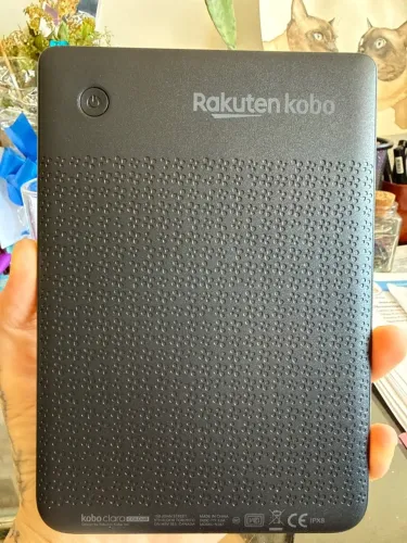 Kobo Clara Color eReader | 6" 16GB eInk Kaleido 3 Color Display 