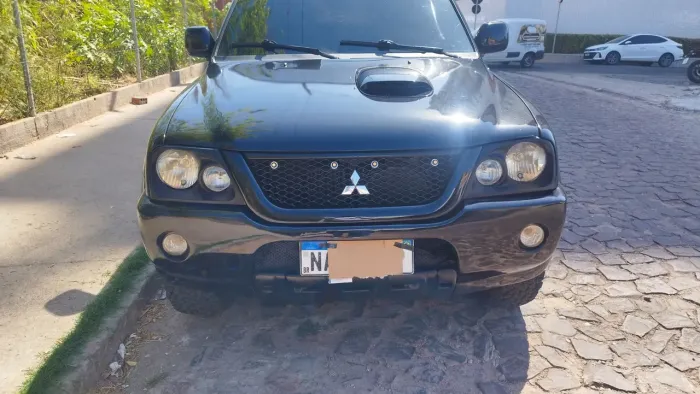 Mitsubishi L200 Outdoor GLS 2.5 4X4 CD TDI Diesel 2011