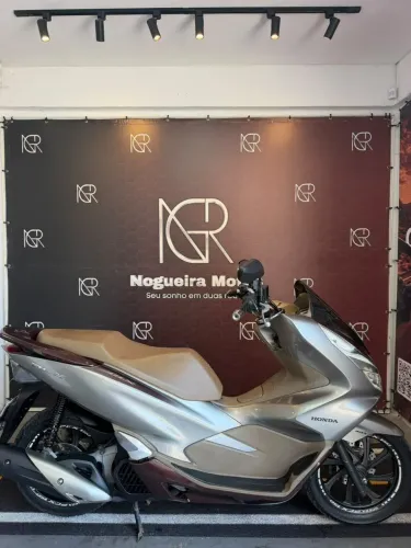 NOGUEIRA MOTOS HONDA PCX 150 DLX PRATA 2022