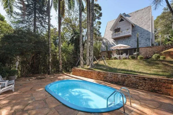 Casa à venda no condomínio Bosque da Ribeira | 420 m² - 5 quartos.