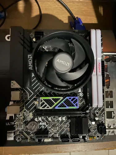 Kit Upgrade Am4 Ryzen 4600g + 16 Gb Placa Mãe A 520
