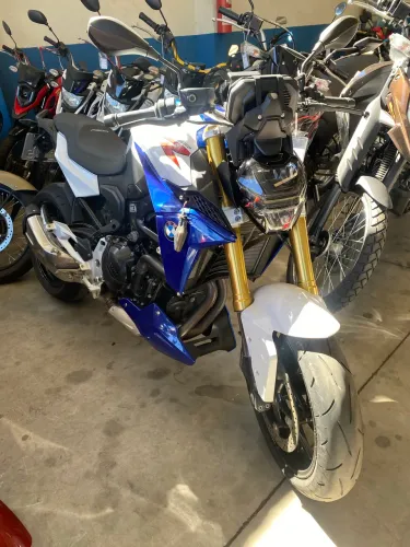 BMW F900 2023 shalom veículos