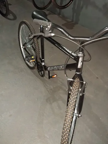 Bicicleta aro 26 - NOVA