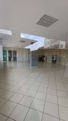 Imóvel para aluguel tem 83 metros quadrados com 3 quartos