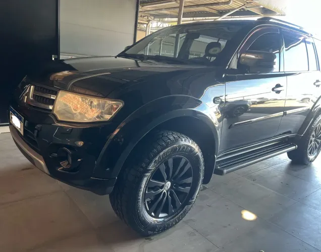 Mitsubishi Pajero Dakar/hpe 3.5 4X4 Flex 5P Aut. 2015