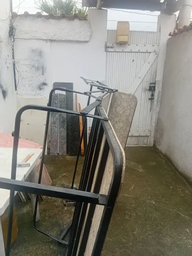 Cama de casal dobrável de ferro