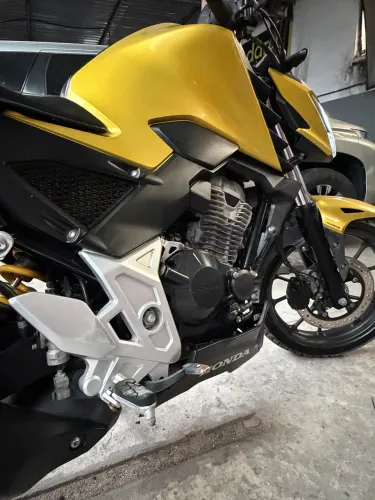 CB TWISTER 300F