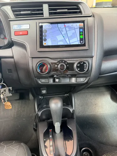 Multimídia completo - Pionner DMH-Z5380 TV