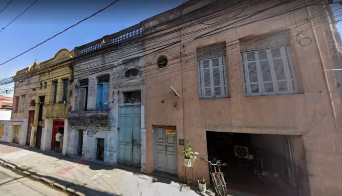 Lote/Terreno para venda possui 336 metros quadrados em Centro - Santos - SP
