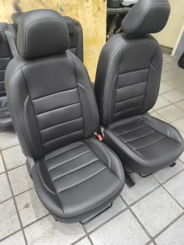 Jogo de bancos nivus tcross virtus polo  novissimo. Valor base de troca. 