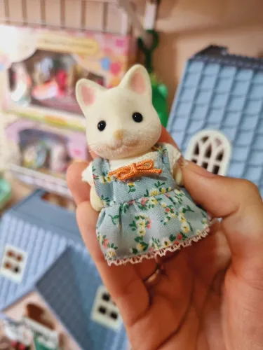 Sylvanian families filha gata seda