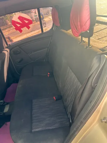 Renault Sandero Authentique Hi-flex 1.0 16V 5P 2012