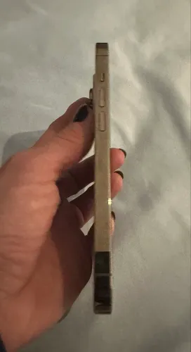 iPhone 14 Pro - Dourado