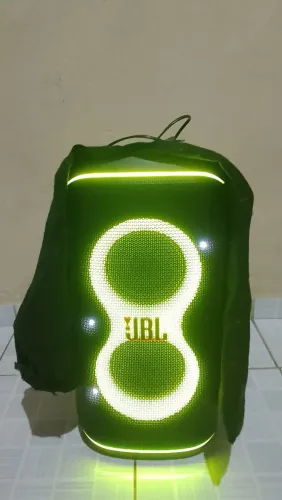 JBL PARTY BOX CLUB 120 com nota fiscal,na garantia e com capa VALOR NEGOCIÁVEL