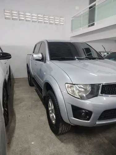 Mitsubishi L200 Triton HPE 3.2 CD TB Int.diesel AUT 2012