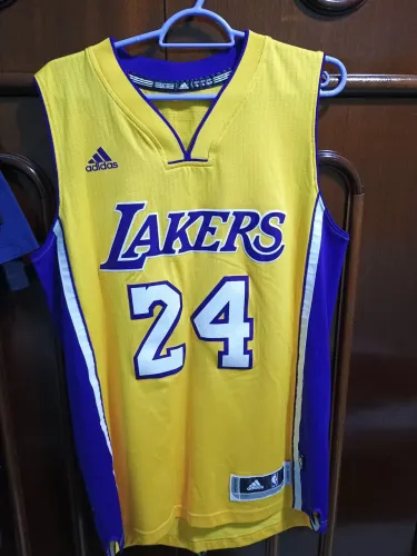 REGATA LAKERS KOBE BRYANT - P - 24