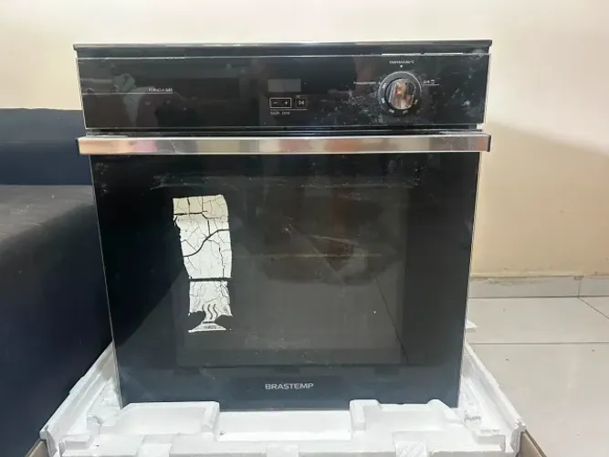 Forno Brastemp a gás de embutir