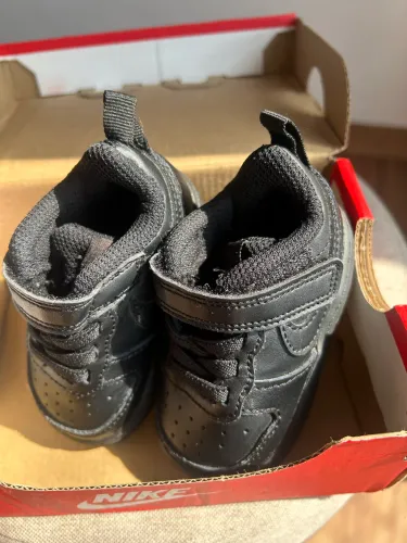 Tênis Nike baby 17