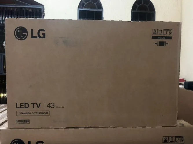 Smart TV LG 43 UHD 4K - Lacrada com Garantia e NF 