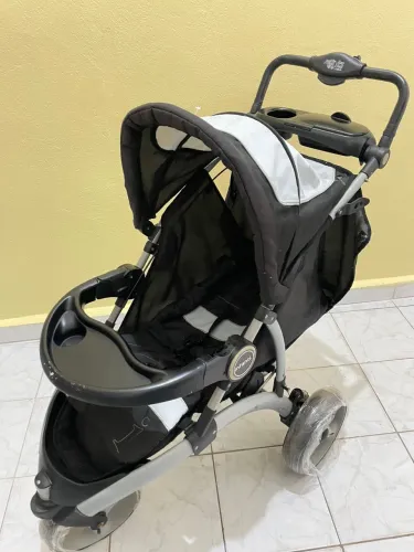 CARRINHO INFANTI 3 rodas 