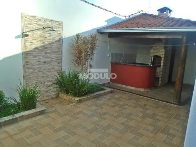 Casa para locação no Bairro Cidade Jardim