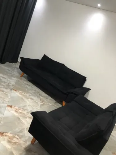 Sofá 3 e 2 lugares retro.