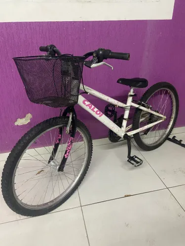 Vende-se Bicicleta Caloi aro 24