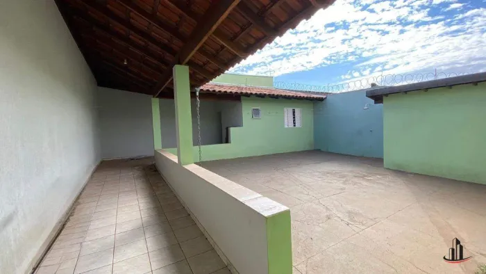 Casa 2 Quartos com Suíte e Garagem para 2 Carros  José Vallim de Mello - Próximo ao Zebu C