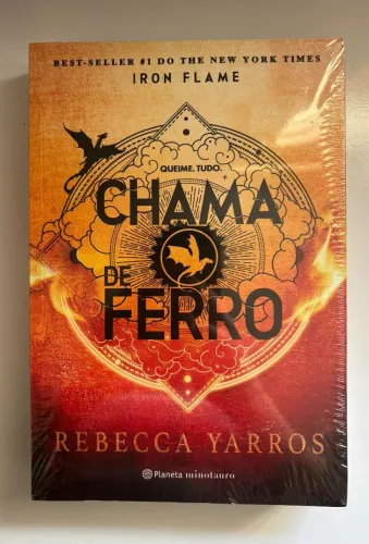 Livro Chama de ferro - Rebecca Yarros