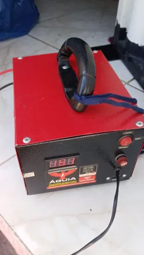 Carregador de bateria automotivo