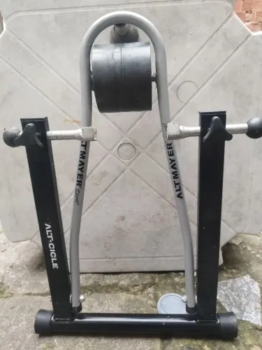 Rolo de treino dobravel de bicicleta