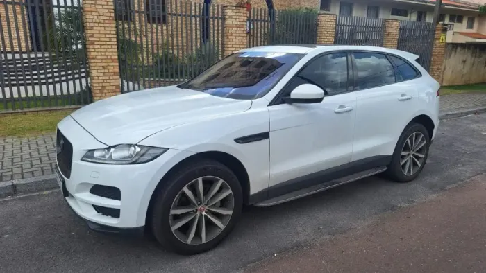 Jaguar F-Pace 2.0 Prestige 250cv Aut. 2020