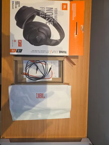 JBL Tune 770NC ANC Bluetooth - 1 Mês de Uso + Caixa