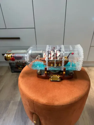 LEGO Ideas 92177 - Navio em uma Garrafa (Completo c/ Caixa e Manual)