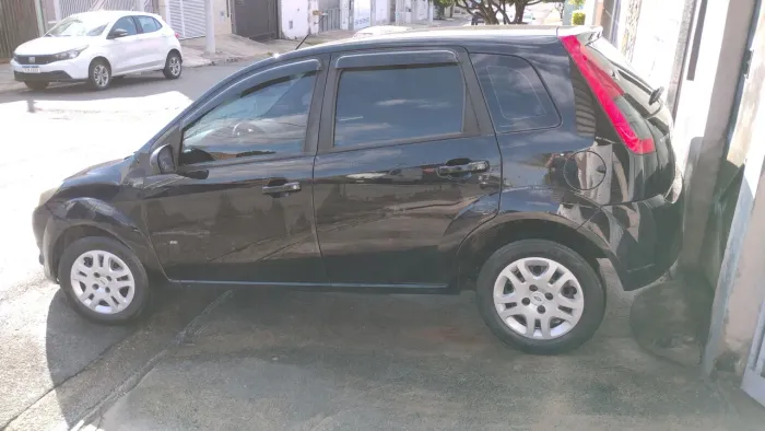 Ford Fiesta S 1.0 8V Flex 5P 2014